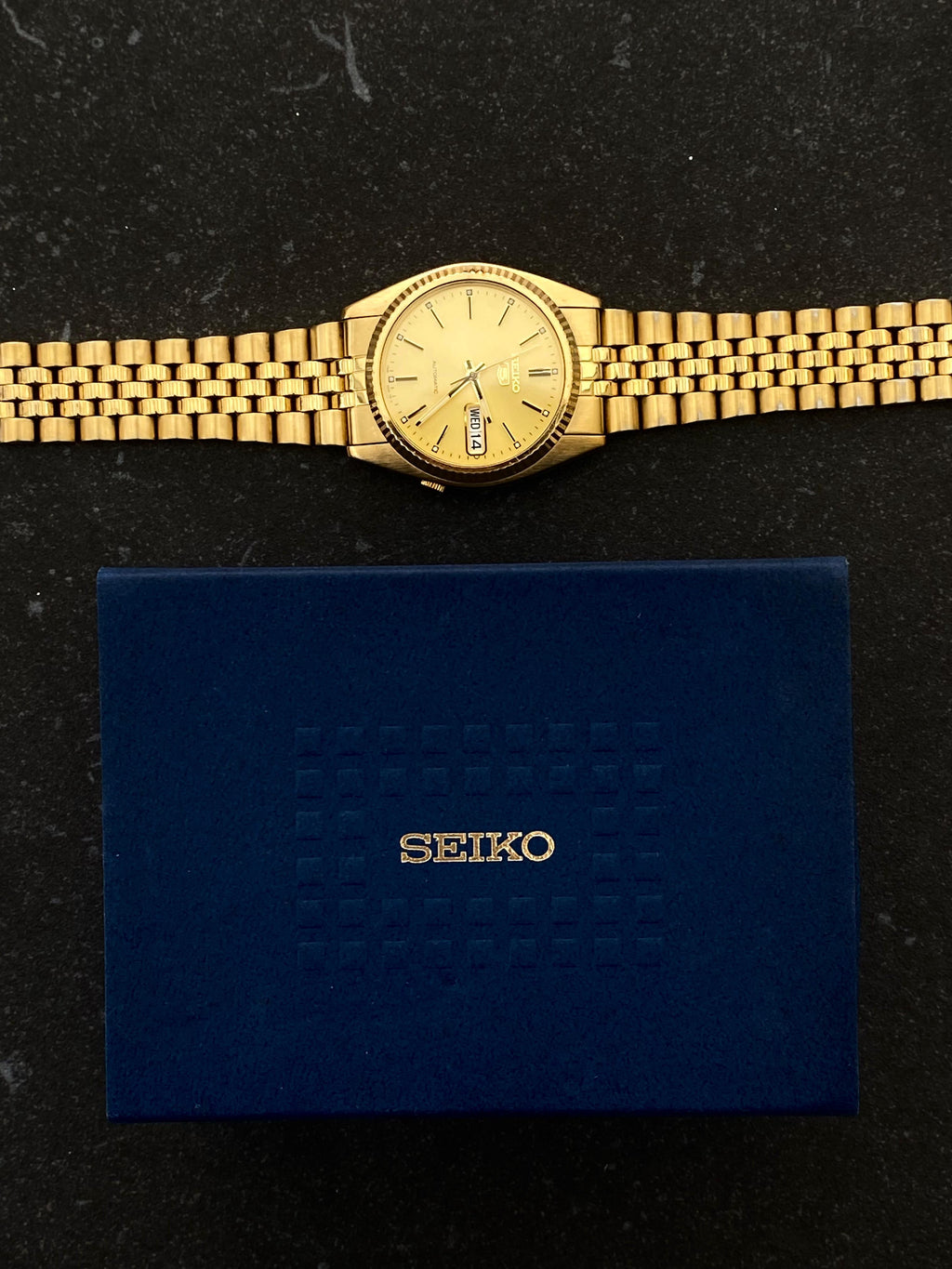SEIKO SNXJ94 Gold