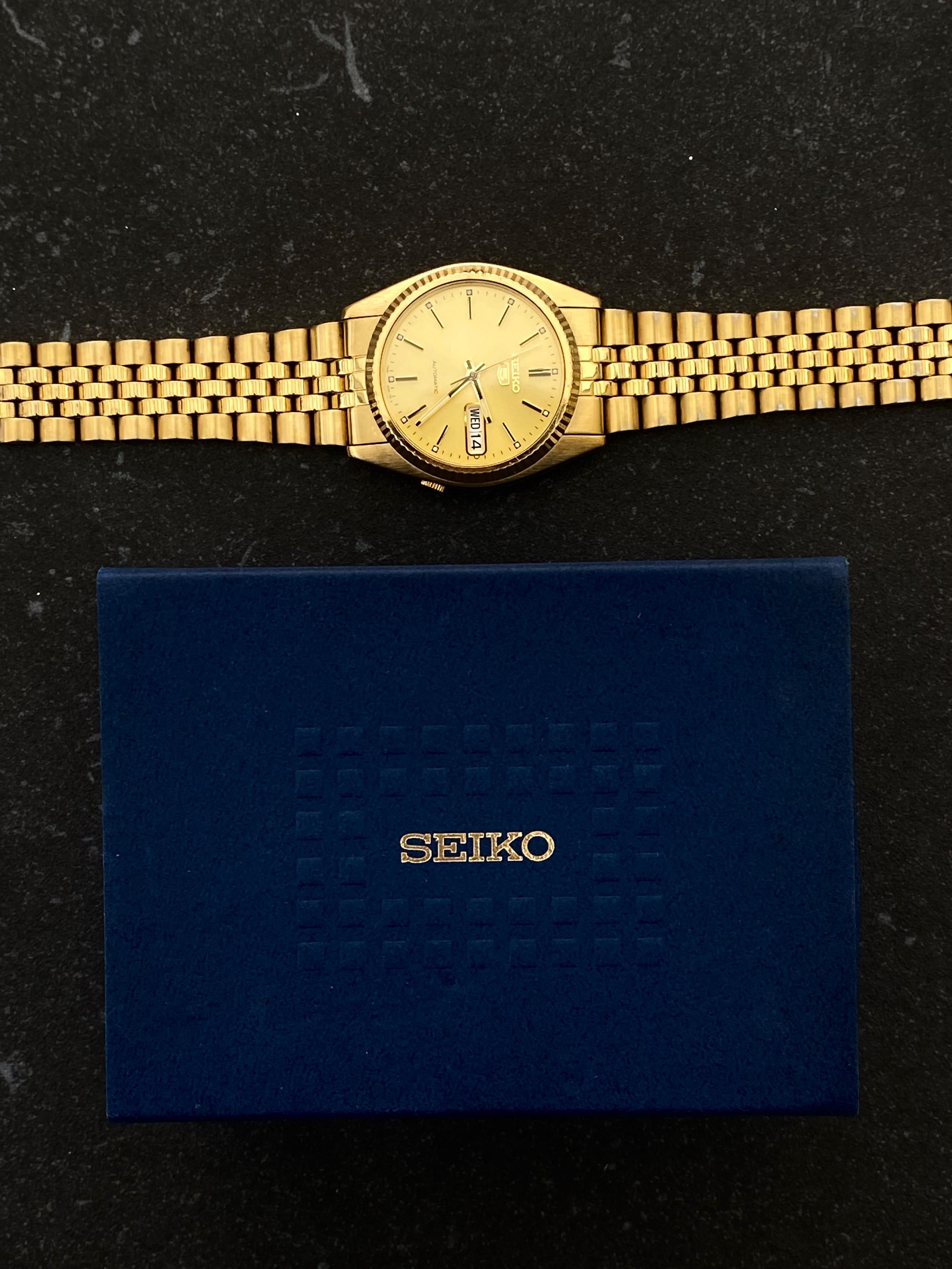 SEIKO SNXJ94 Gold